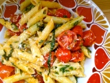 Lunch Tomato Garlic Pasta